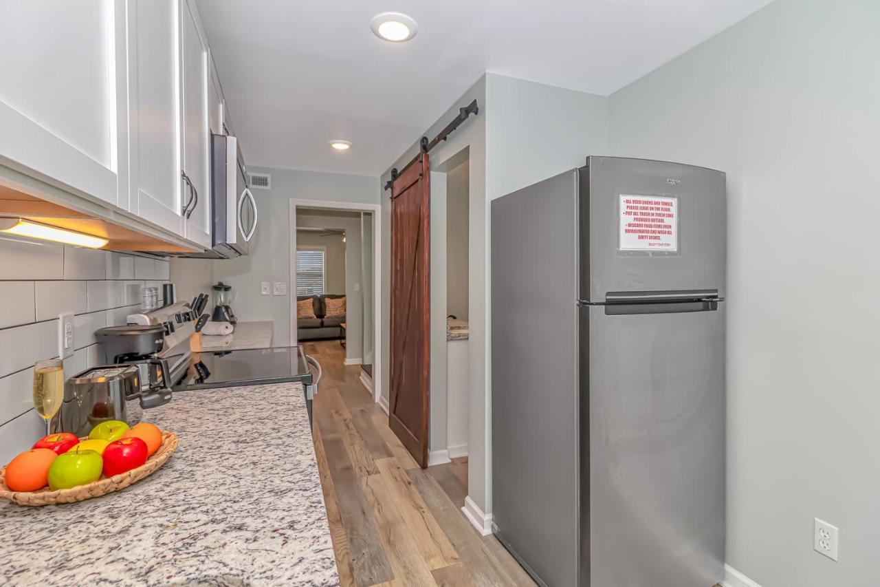 125 Atlantic Avenue Unit I - Pet Friendly! Walk To The Beach And Pier! 1Br -1Ba - Sleeps 2-4 Guests! Миртл-Бич Экстерьер фото